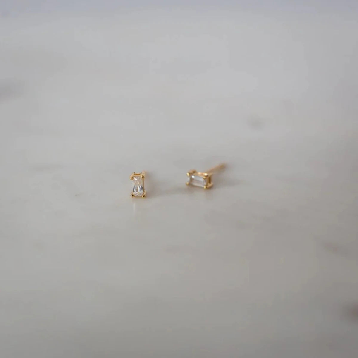 SOPHIE STORE YOU ROCK RECTANGLE STUDS
