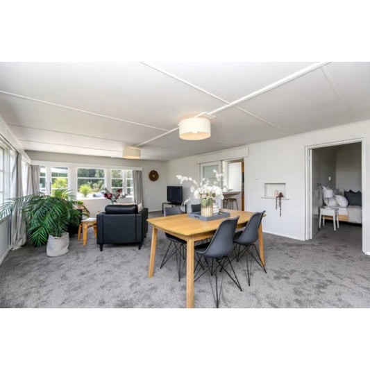 10 Awanui St, Merrilands, Taranaki
