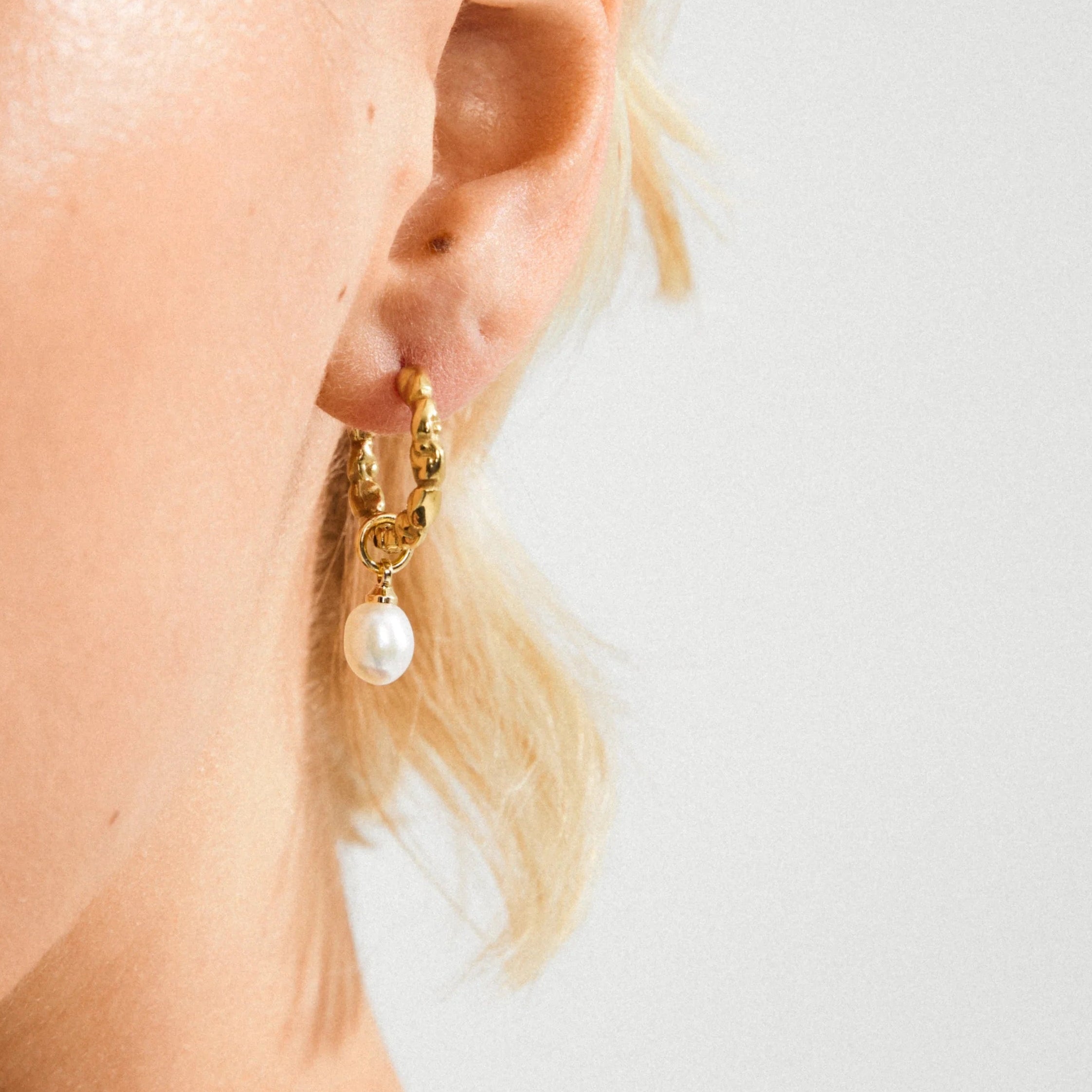 Shift Pearl Earrings - Gold Plated