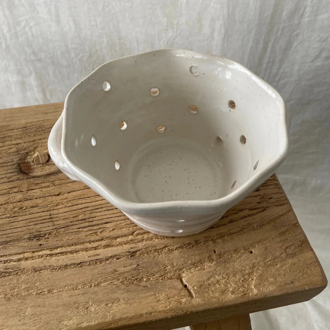 Magnolia Lane Rustic White Berry Bowl Handled