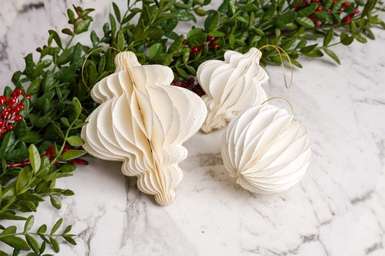 Off White Paper Ball - 8cm