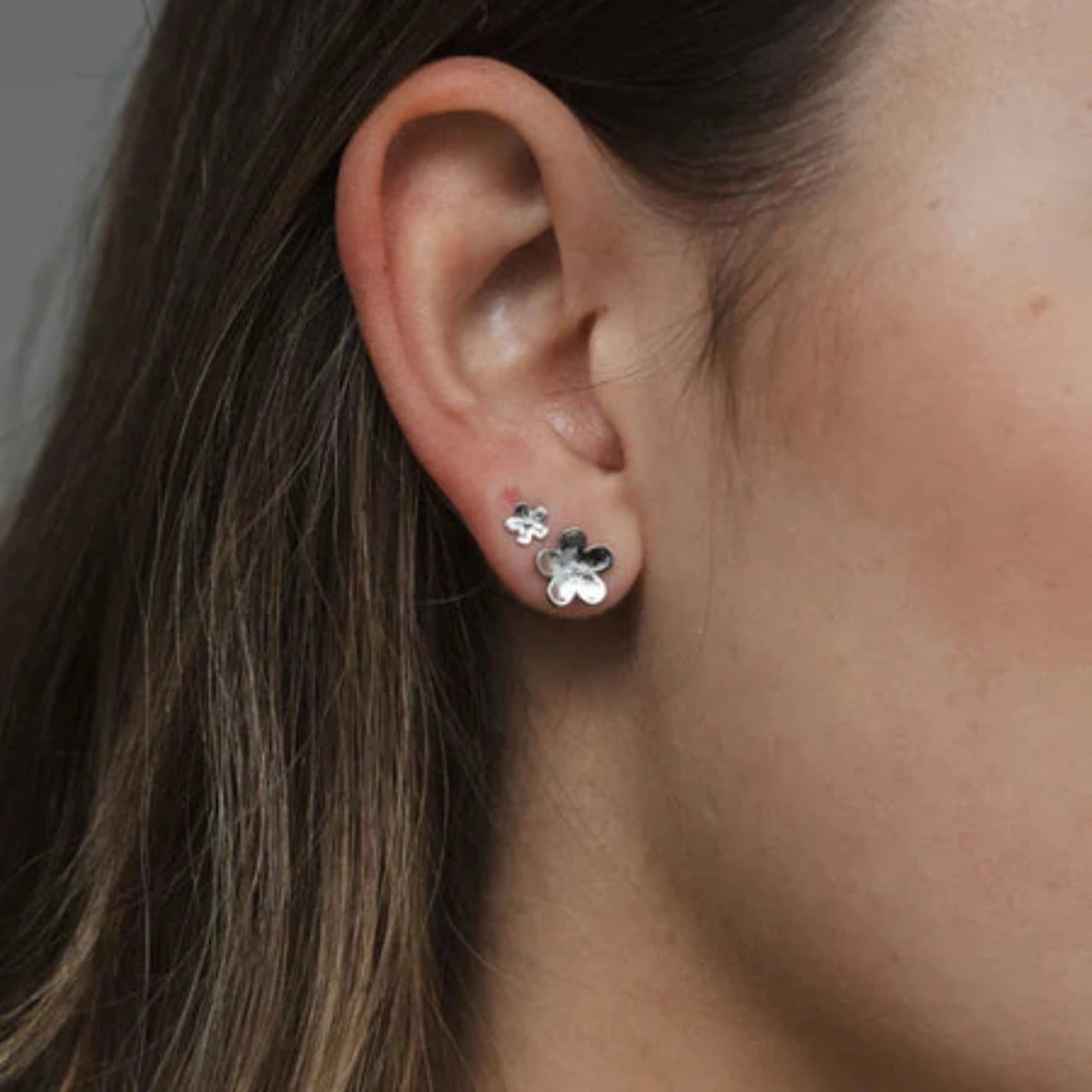 Sophie Store - Super Daisy Day Studs