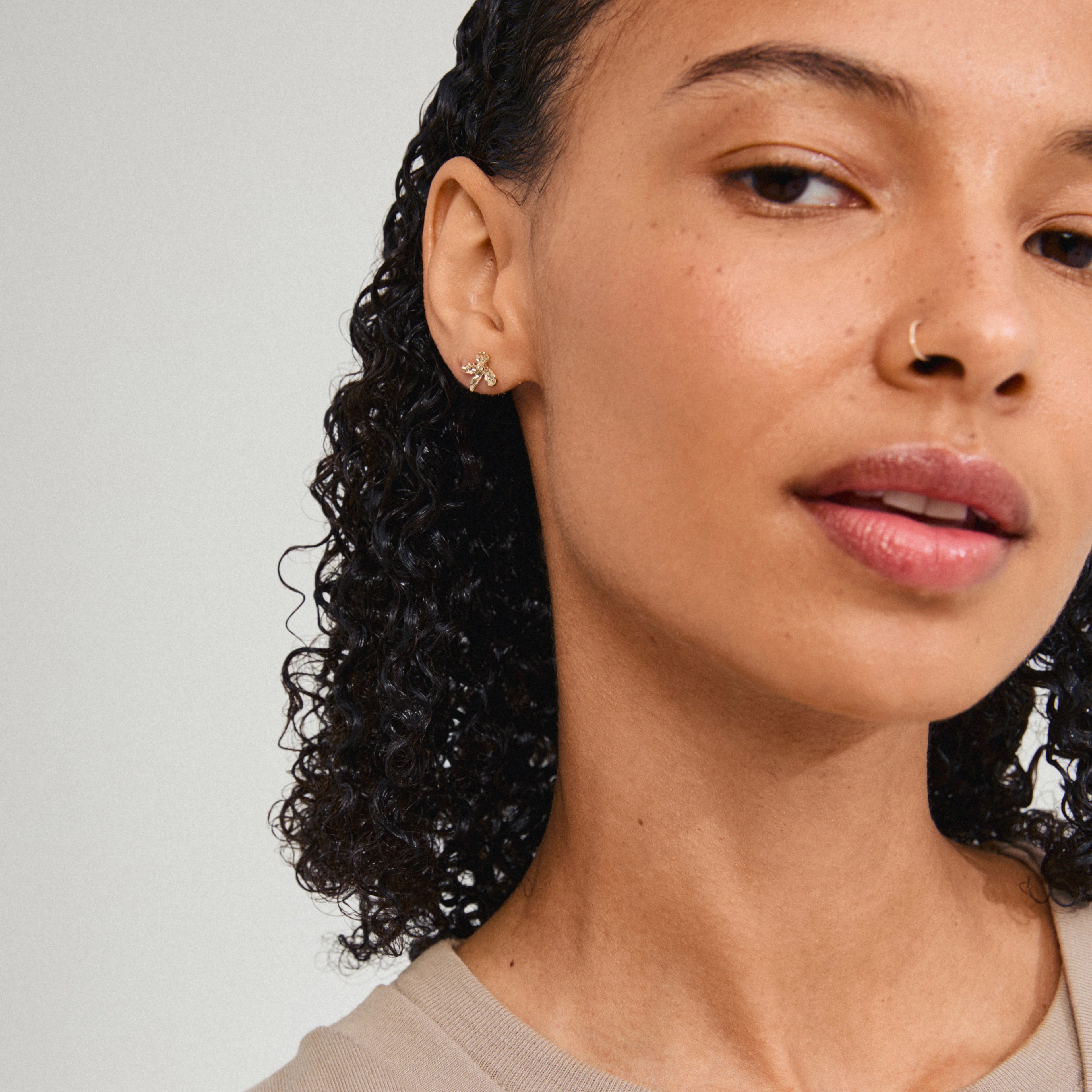 Aglaia earrings gold-plated