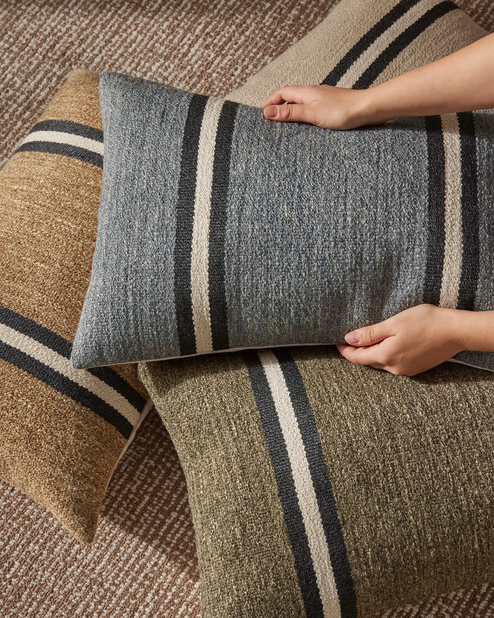 Mila Cushion 40x60cm Forest