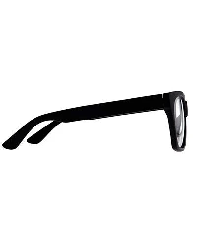 Daily Eyewear 10am Midnight
