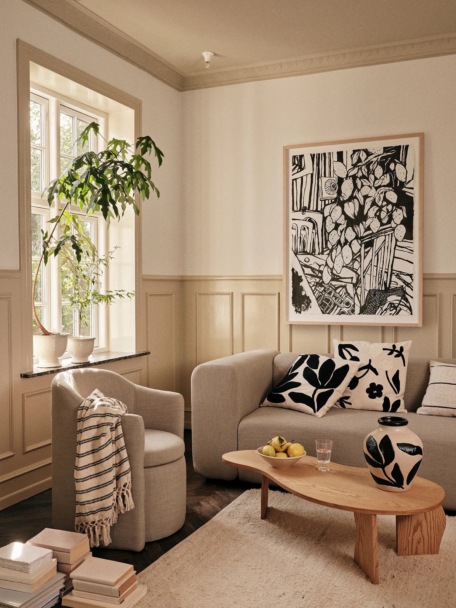 Broste Cushion Herbert - Black/Natural