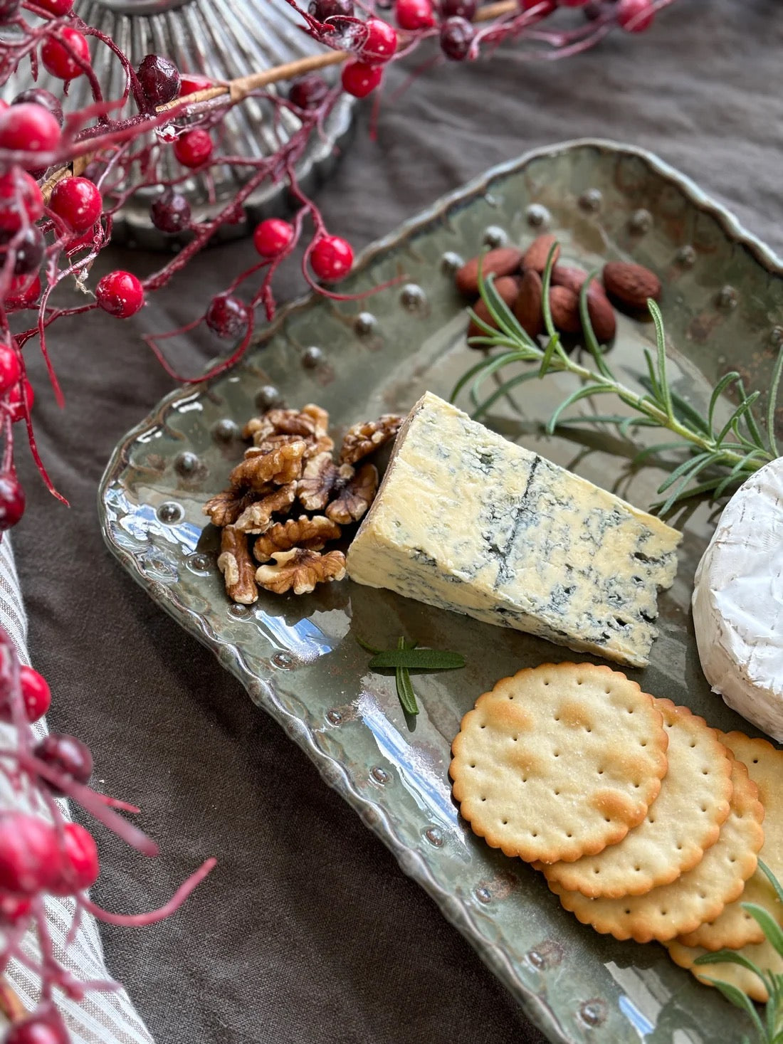 Magnolia Lane - Green Beaded Ruffle Edge Platter - large
