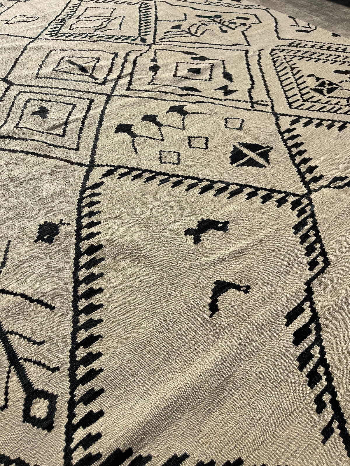 Hand Knotted Afghan neutral Killim