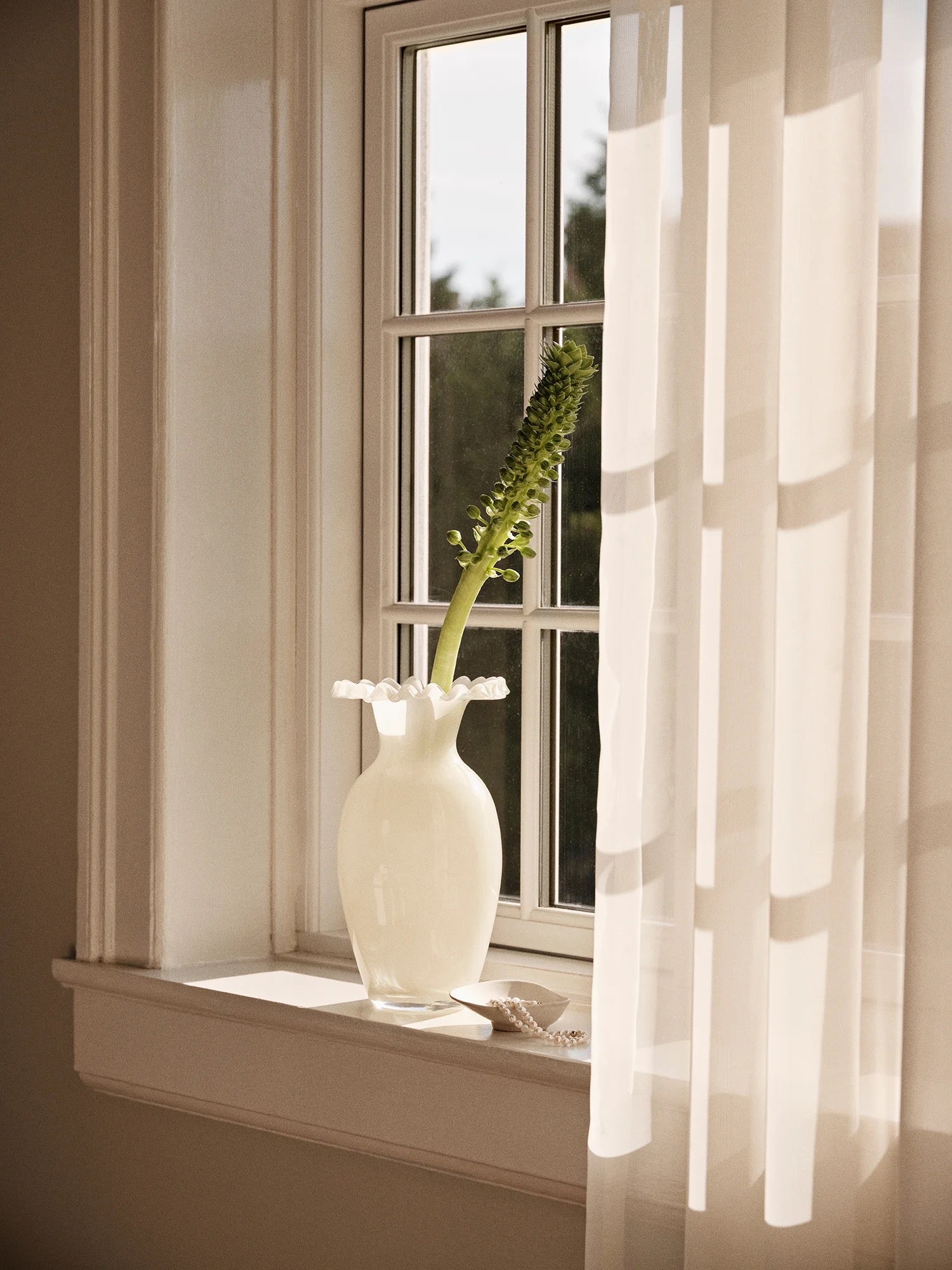 Broste Vase Jasmin Tall - Off White