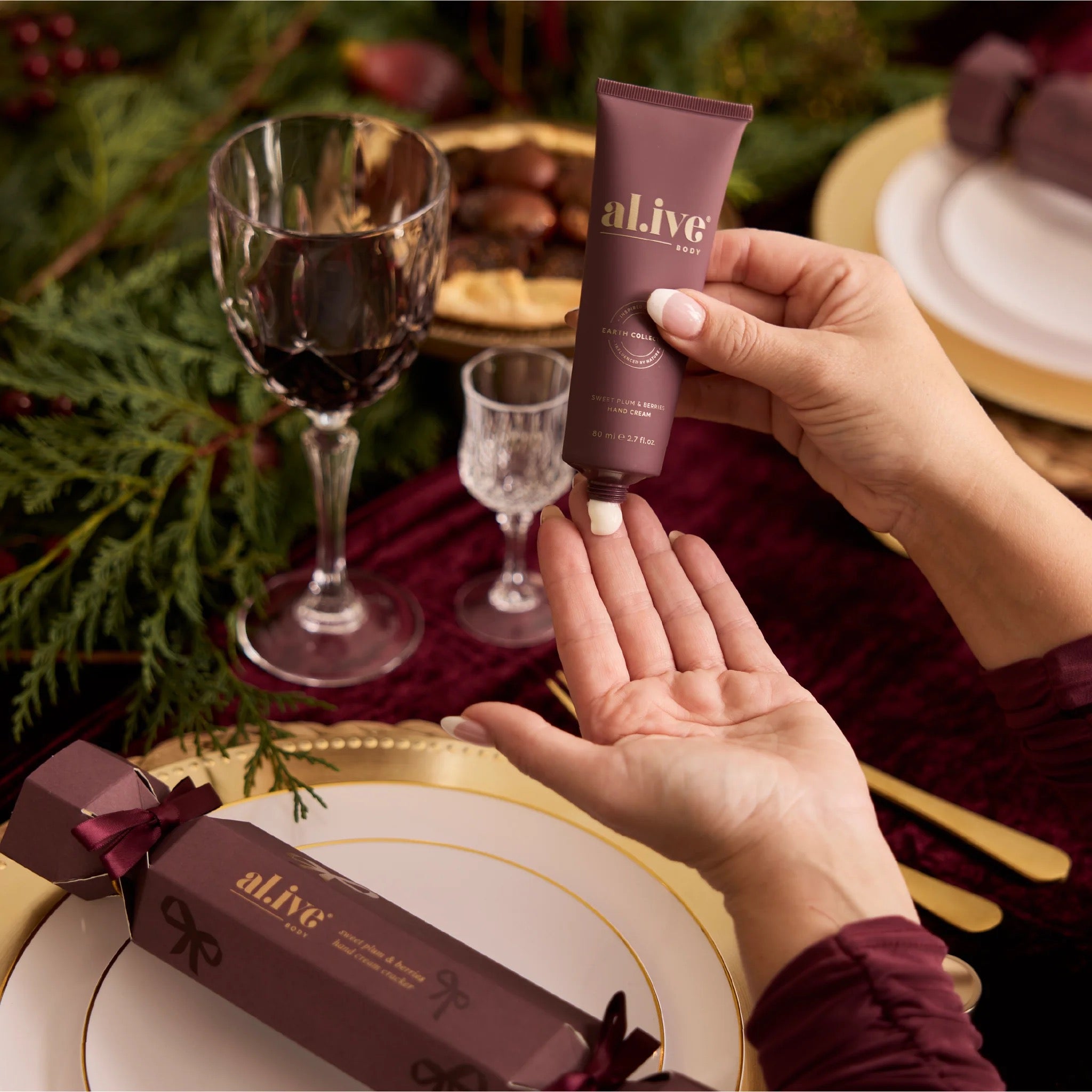 Alive Body Hand Cream Cracker - Sweet Plum & Berries