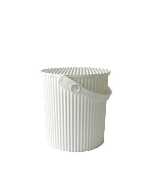White Super Bucket