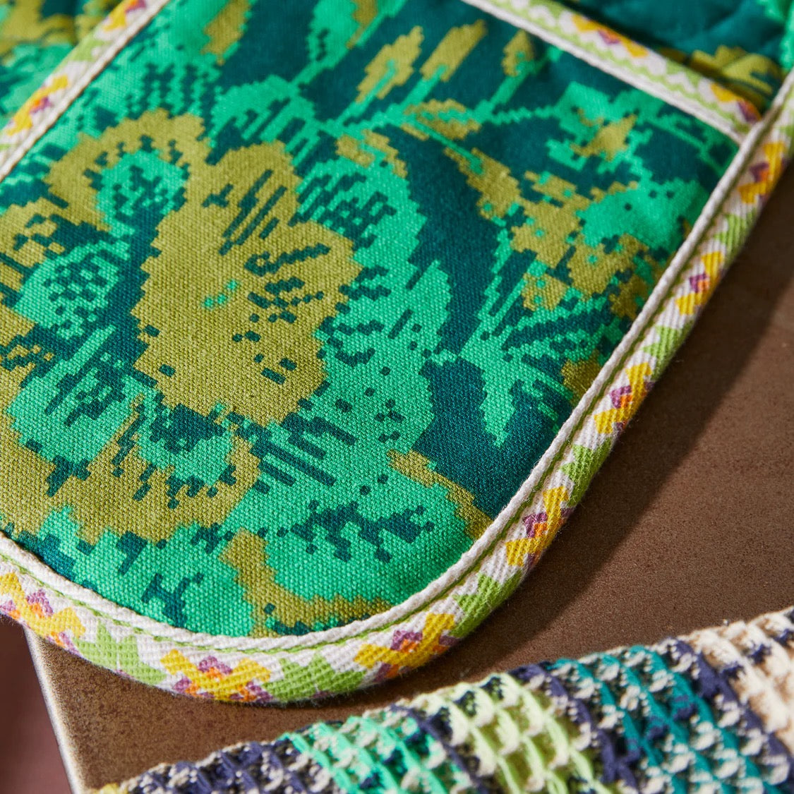 Sage and Clare Hazel Double Oven Glove