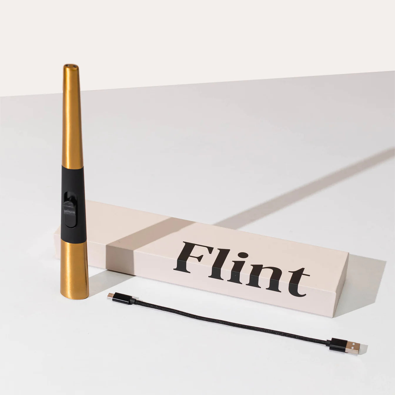 FLINT | USB RECHARGEABLE LIGHTER GOLD