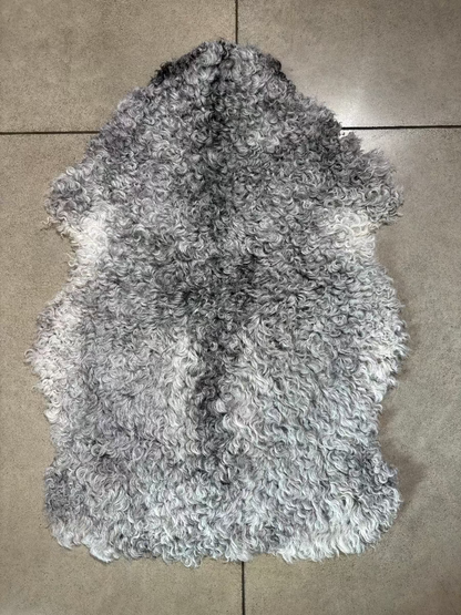 THREE STICKS GOTLAND SHEEPSKIN - shorthaired