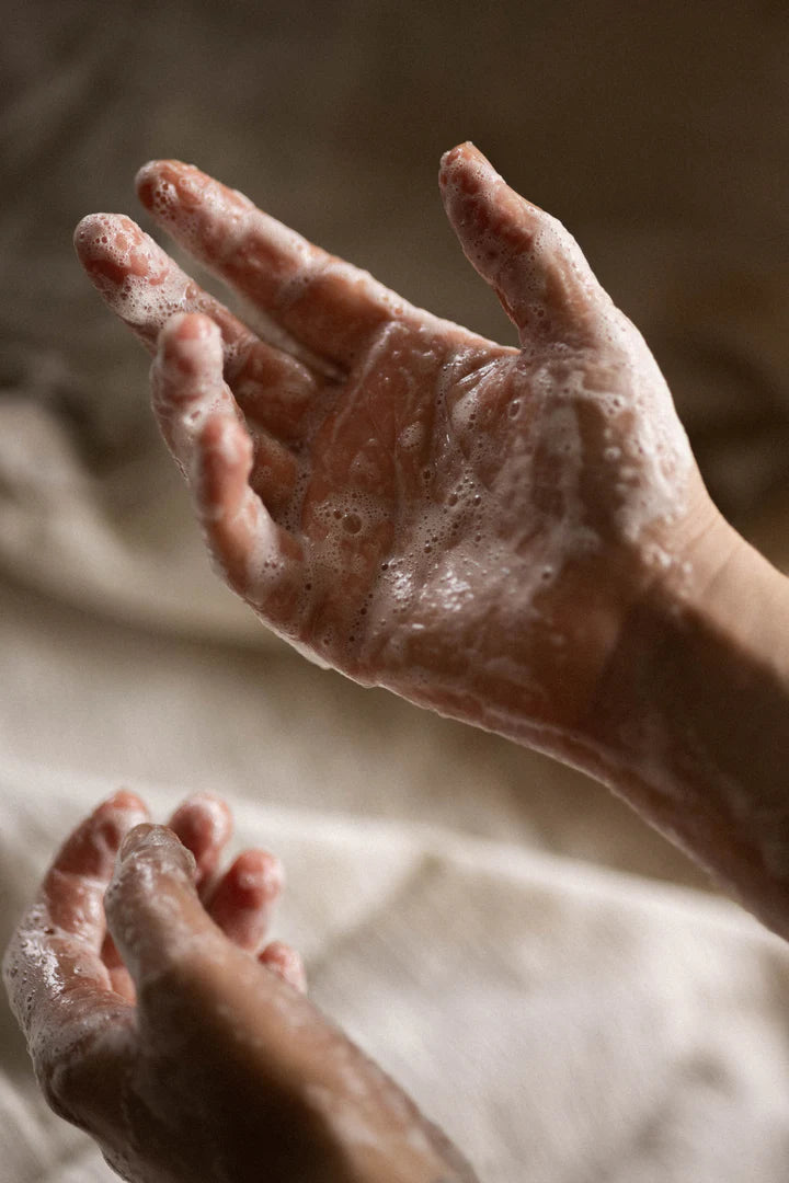 Real World Hoheria, Pohutukawa & Mandarin Hand Wash