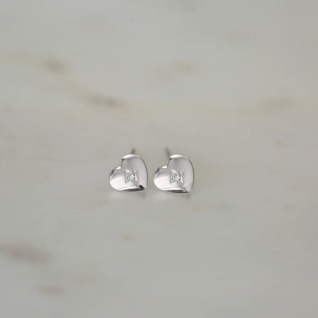 Sophie Store - Sweetheart Studs