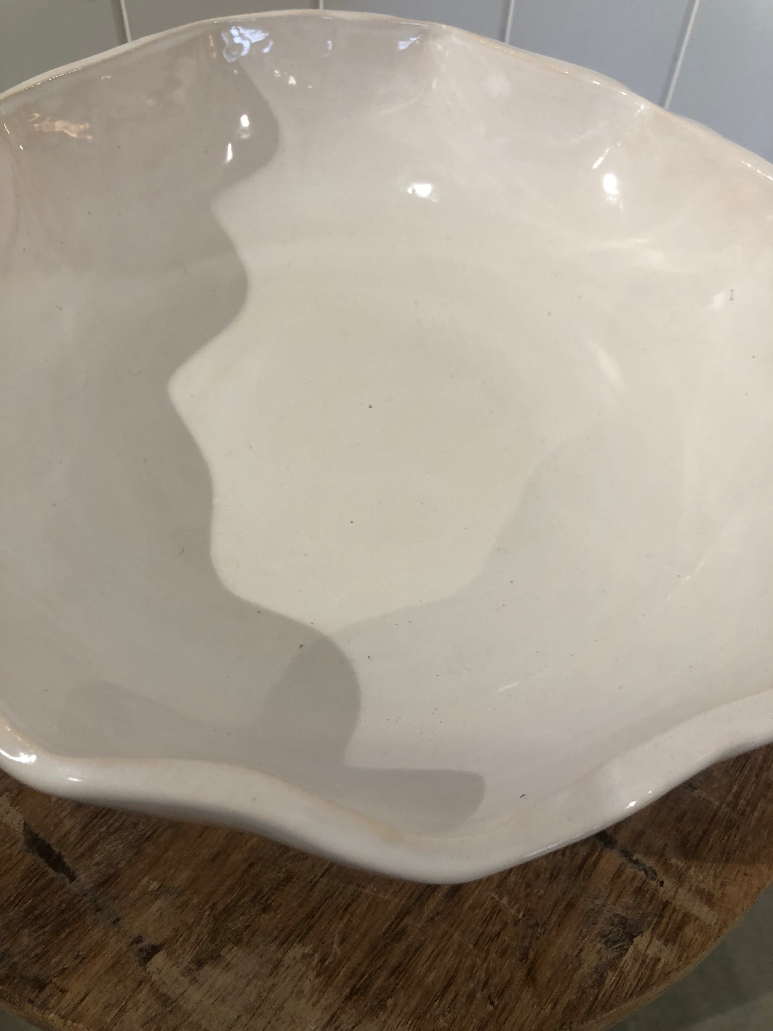 Magnolia Lane White Wave Bowl