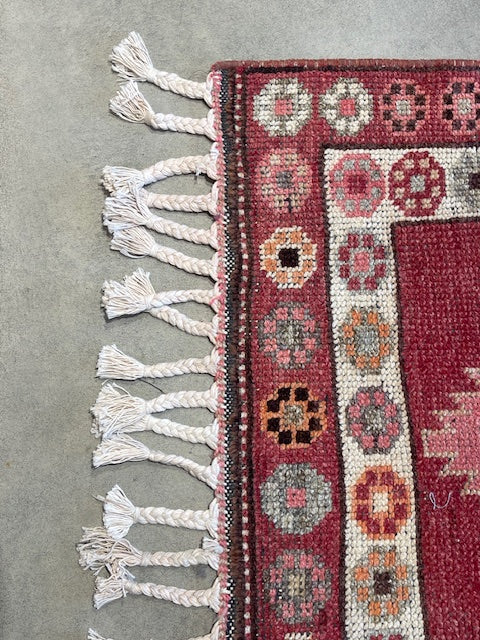 Vintage Handknotted Turkish Herki Runner 377cm x 80cm