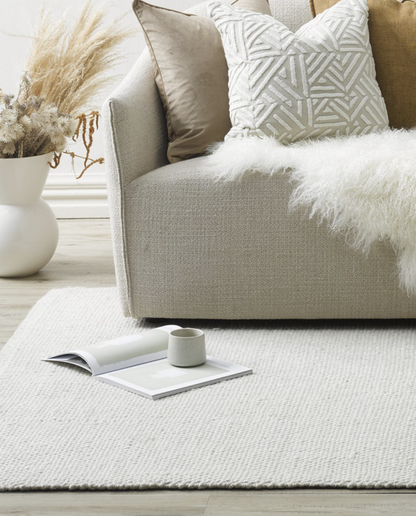 Nebraska Natural White  Floor Rug