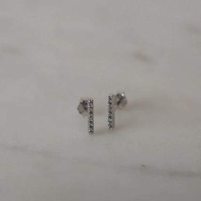 SOPHIE STORE SPARKLE BAR STUDS