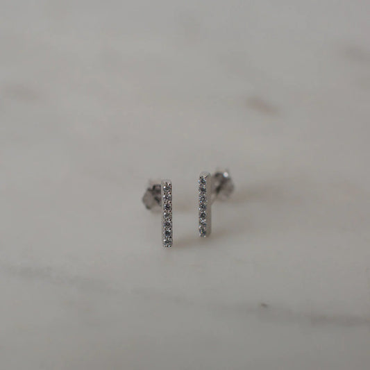 SOPHIE STORE SPARKLE BAR STUDS