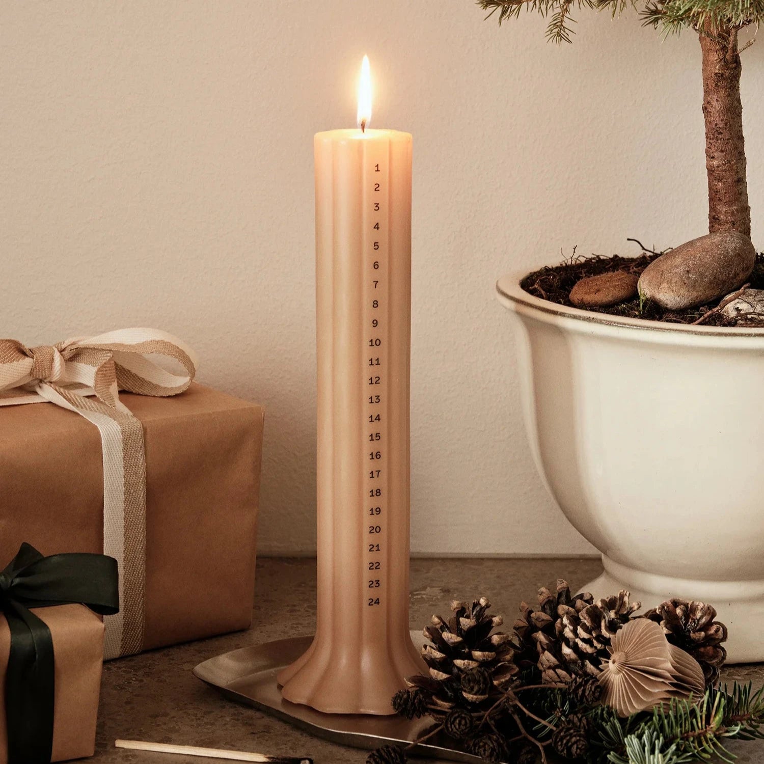 Broste Christmas Heli Advent Calendar Candle - Moonlight Haze