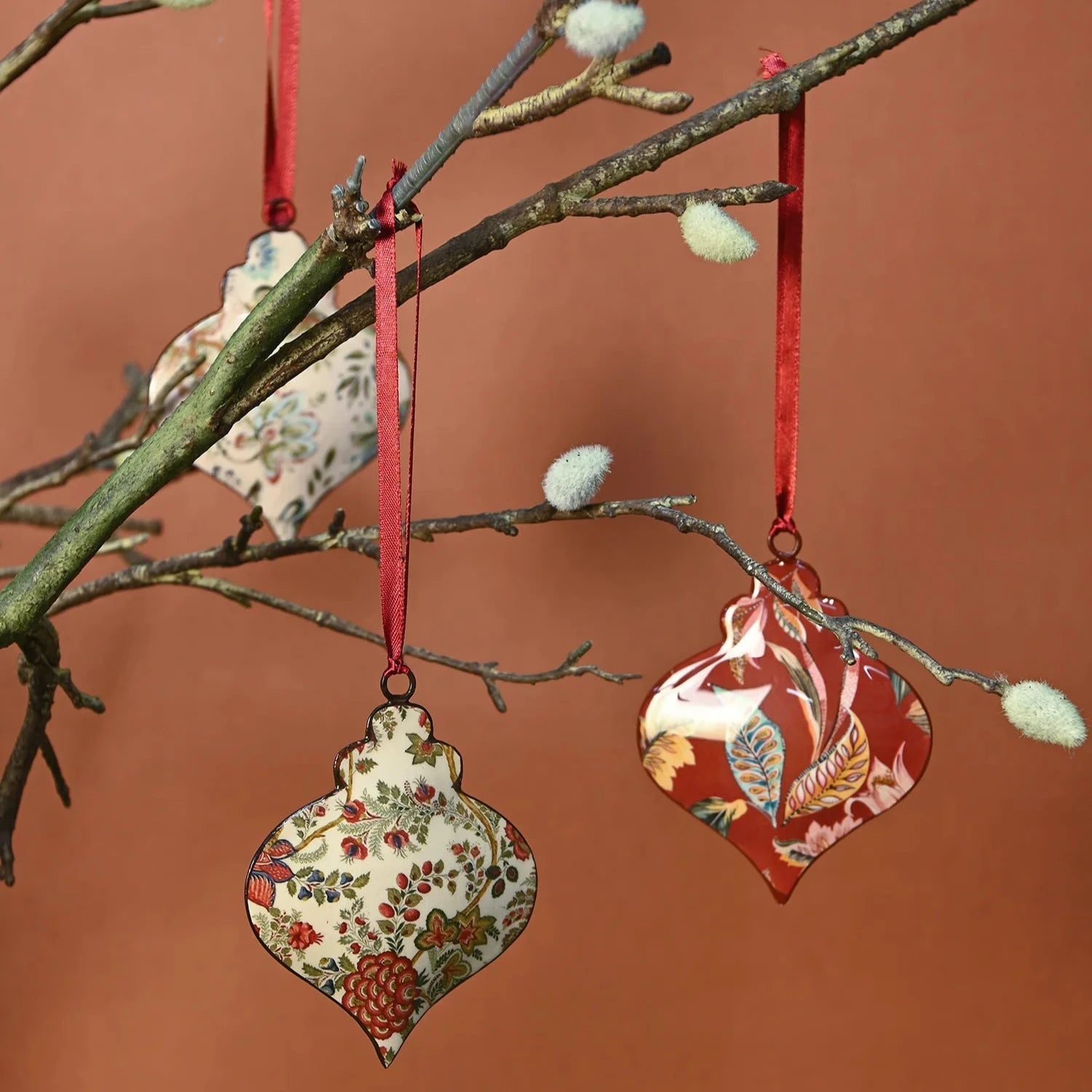 Enamel Metal Floral Hanging Onions - Burgundys