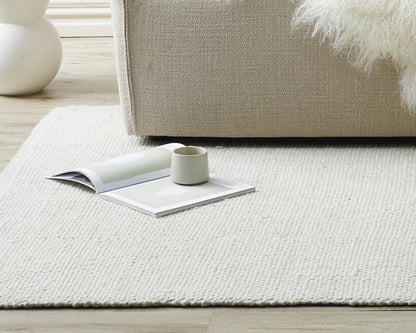 Nebraska Natural White  Floor Rug