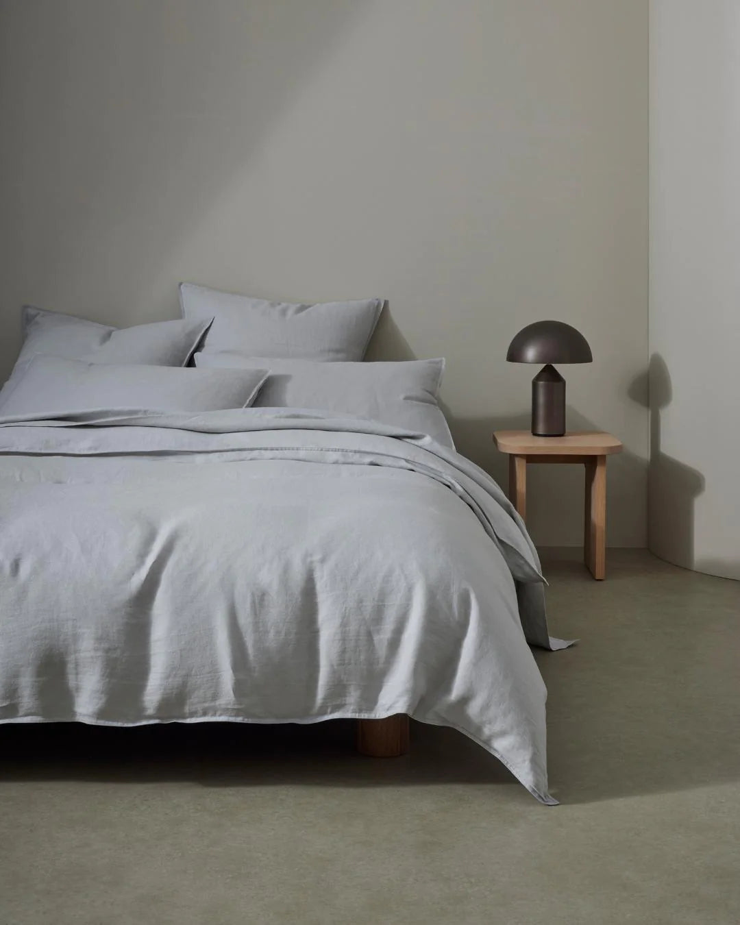 ravello quilt cover - silver
