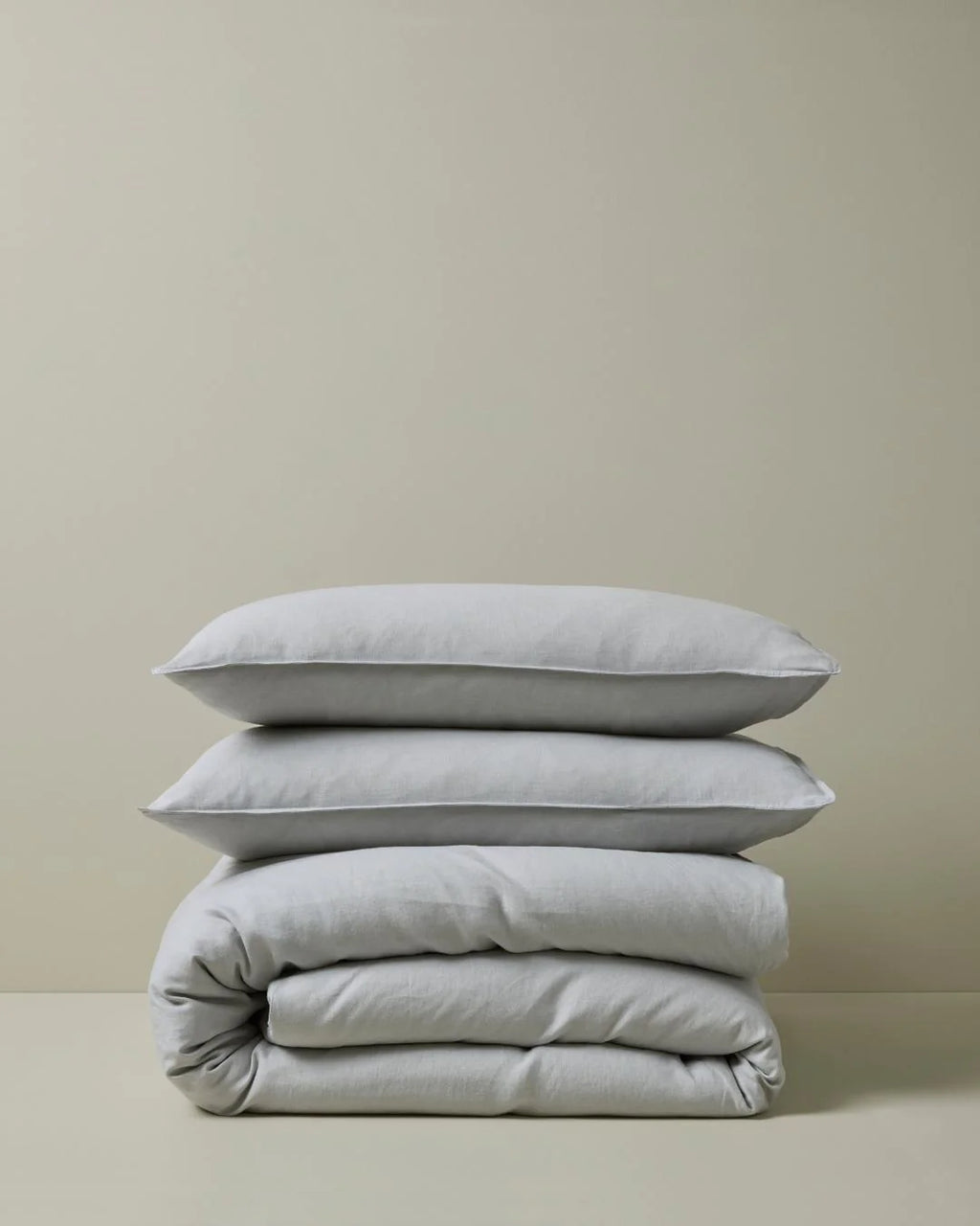 ravello quilt cover - silver