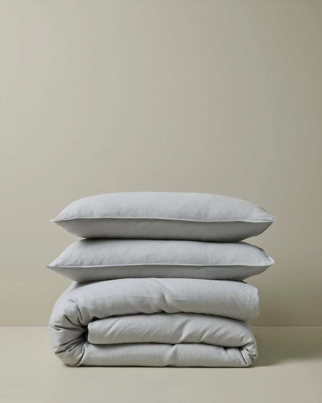 ravello quilt cover - silver