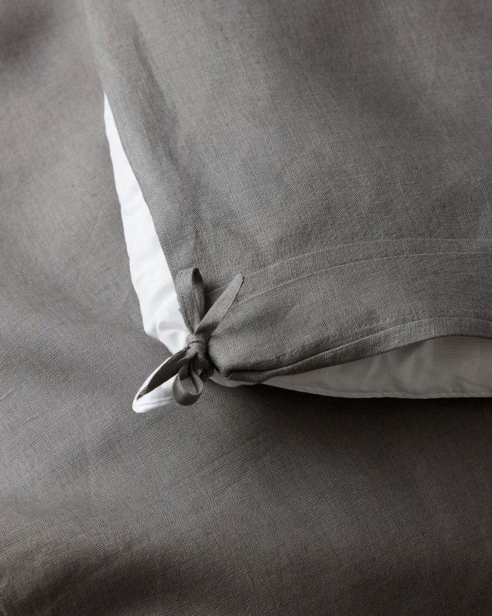 ravello quilt cover - charcoal