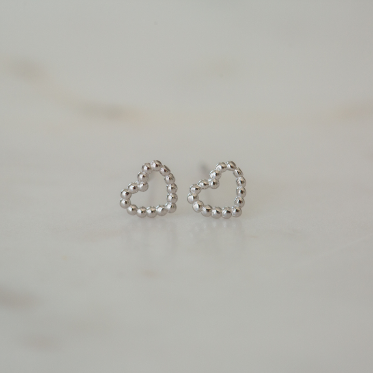 DOTTY LOVE STUDS