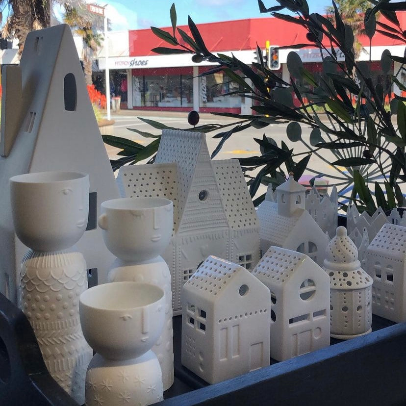 Rader Little Glimmer of Light Tealight House