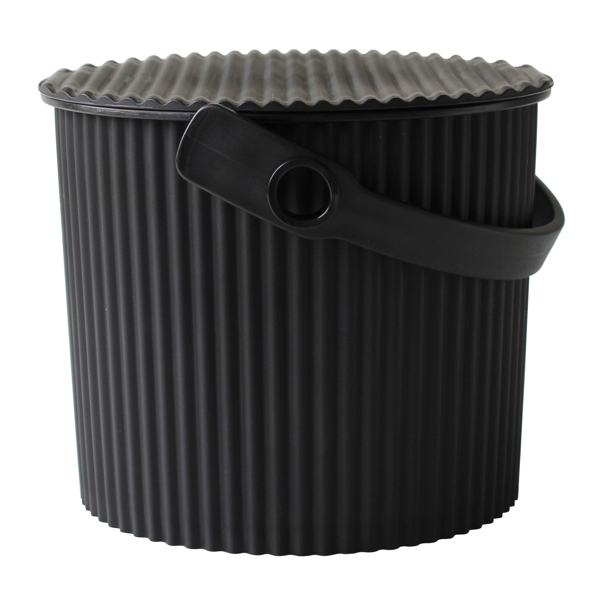 Black Super Bucket