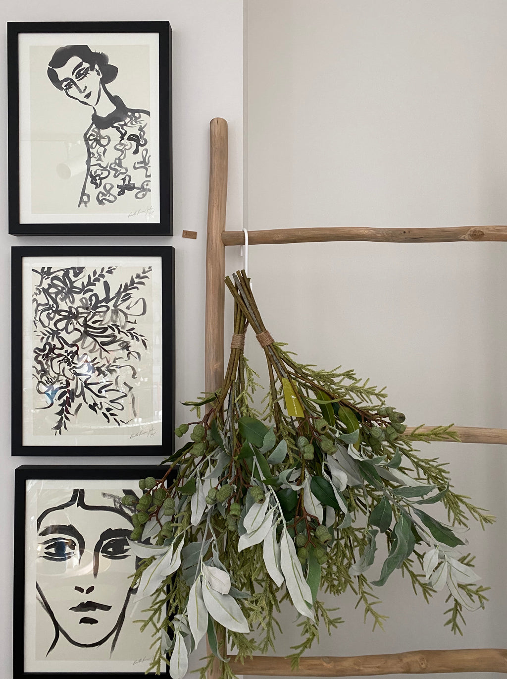 Grey/Green Swag w/ Lambs Ear and Pods