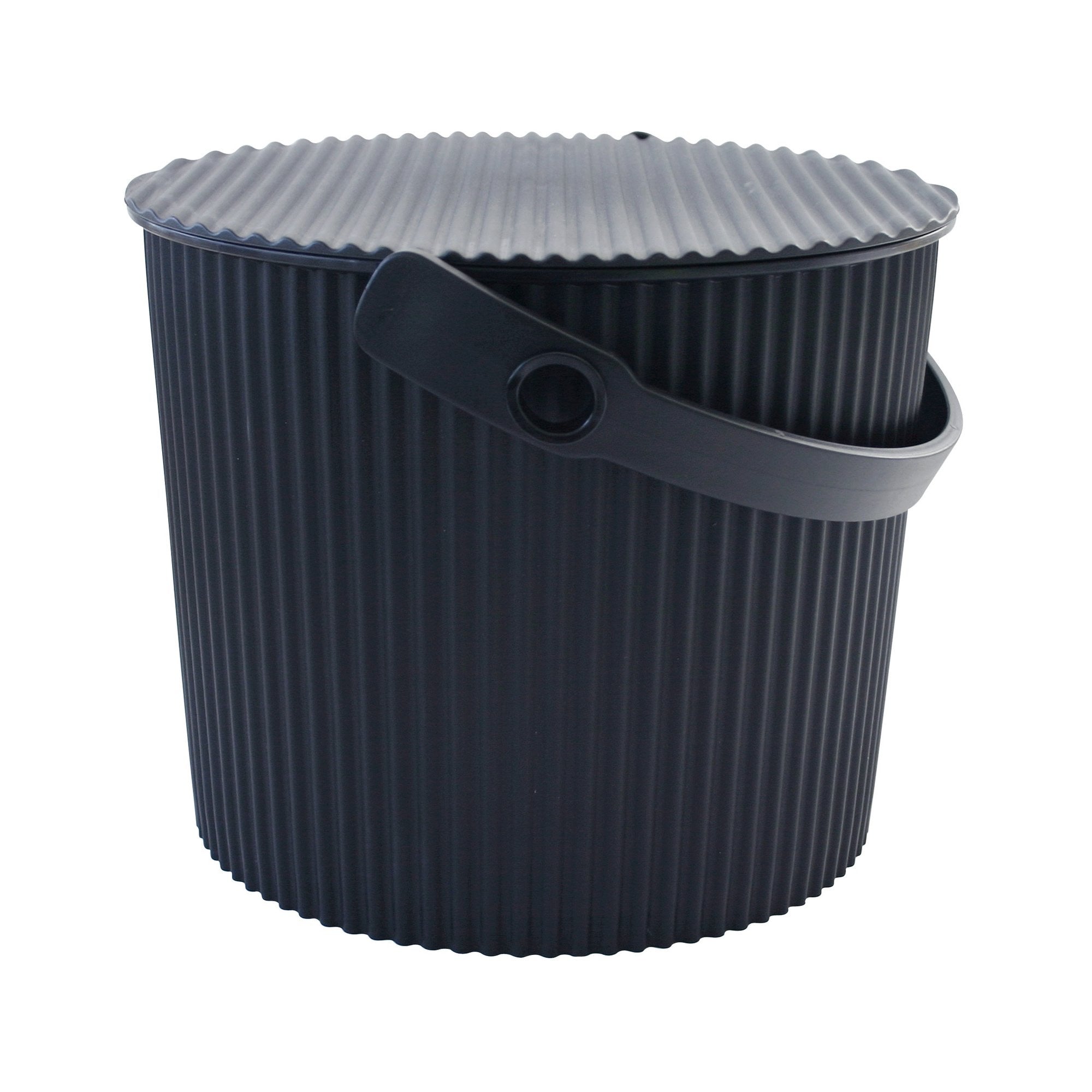 Black Super Bucket