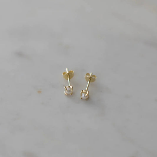 MINI PEARL STUDS